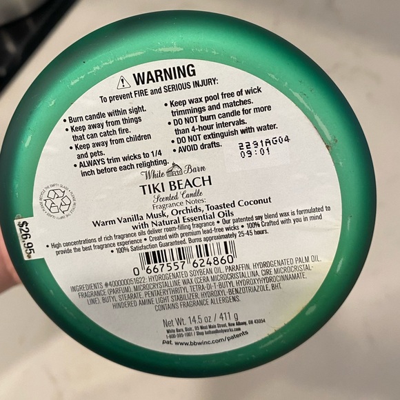 NWT Bath & Body Works Tiki Beach Candle - Picture 6 of 7